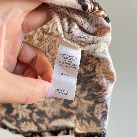 Lucky Brand Split Neck Studded Tank Top Womens Size S Printed - Picture 4 of 8